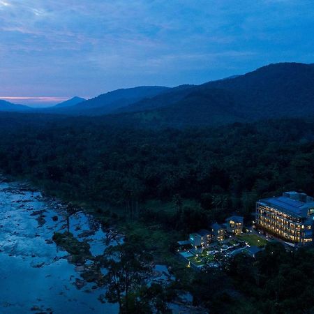 Niraamaya Retreats Samroha Athirappilly מראה חיצוני תמונה