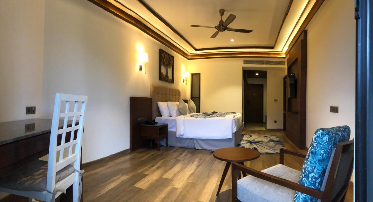 Niraamaya Retreats Samroha Athirappilly מראה חיצוני תמונה