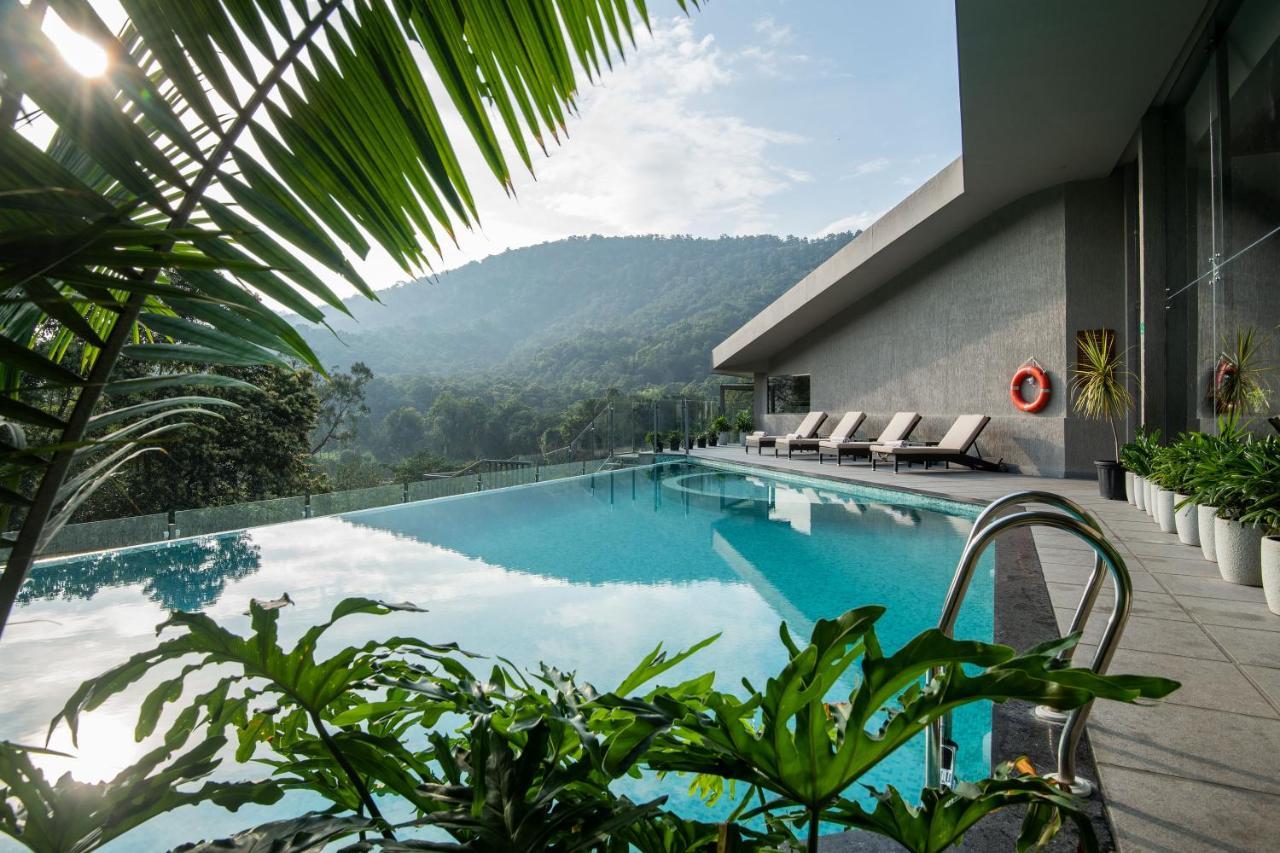 Niraamaya Retreats Samroha Athirappilly מראה חיצוני תמונה
