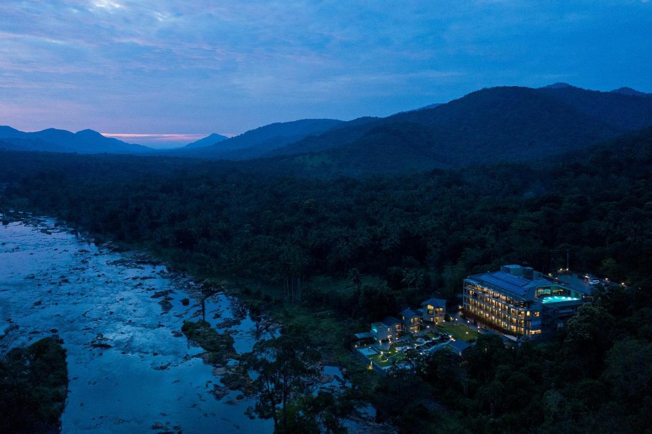 Niraamaya Retreats Samroha Athirappilly מראה חיצוני תמונה