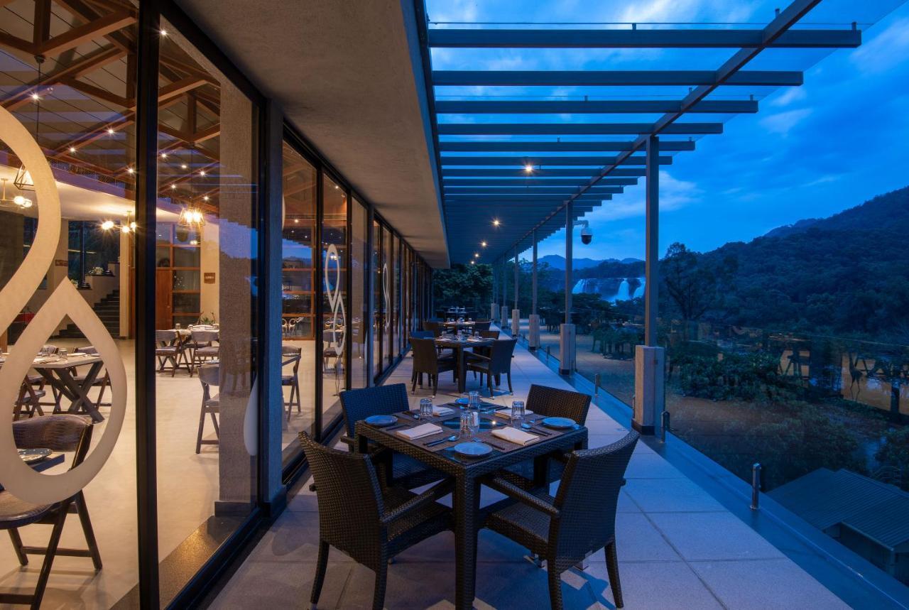 Niraamaya Retreats Samroha Athirappilly מראה חיצוני תמונה
